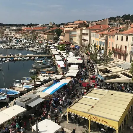Palais Du Port *