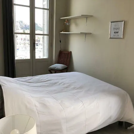 Palais Du Port Apartment