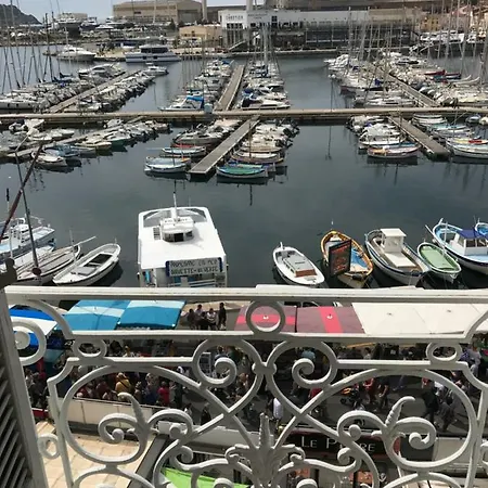 Apartment Palais Du Port